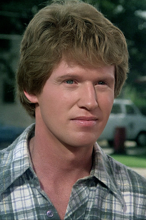 Robert Kenneally as Hal