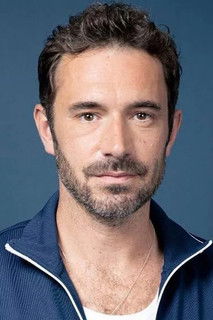 Oliver Farnworth profile photo