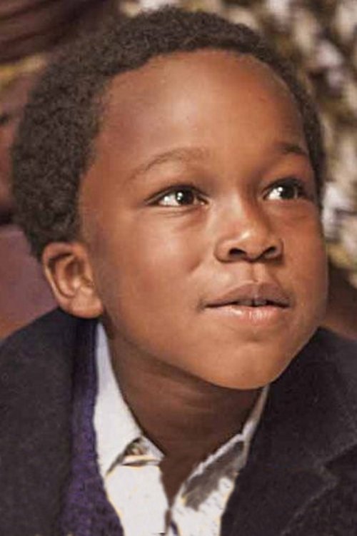 Bayron Lebli as Kamini Zantoko