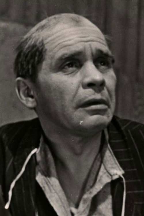 Aleksander Aleksy as Sawczuk