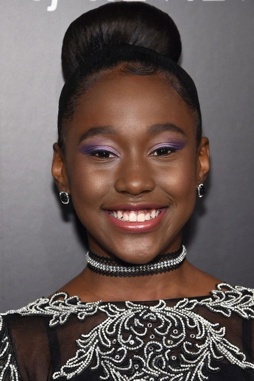 Royalty Hightower as Toni