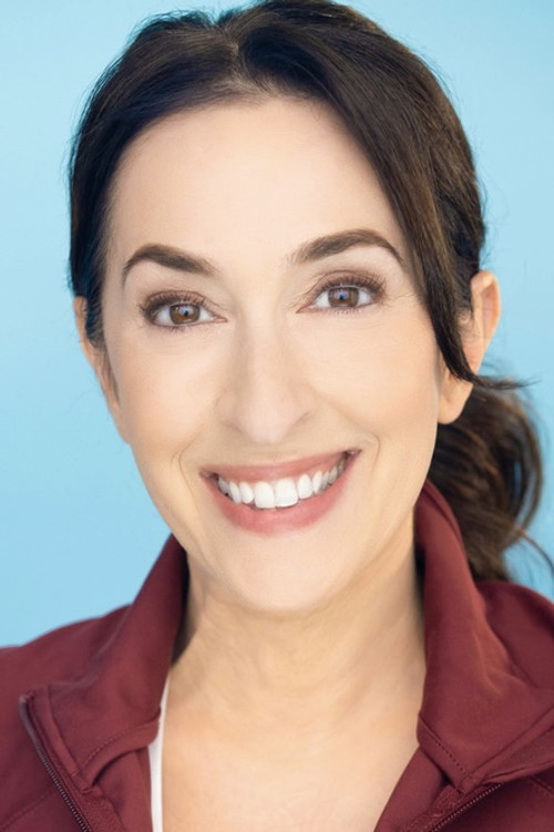 Gabrielle Conforti as Joyce