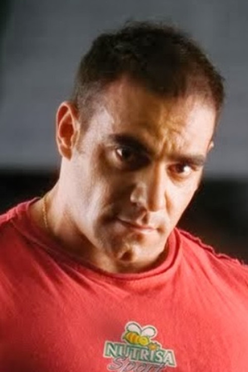 Antonio Osta as Sebastián