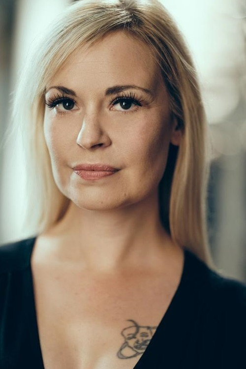 Samantha Fields as Willow