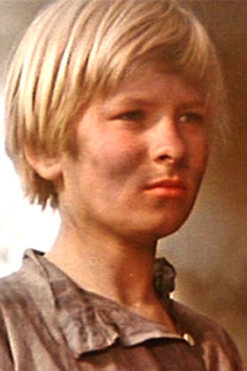 Viktor Galkin as Иннокентий