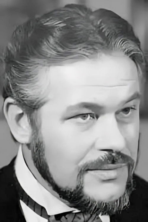 Grigorios Karipidis as Guiseppe Giuliano