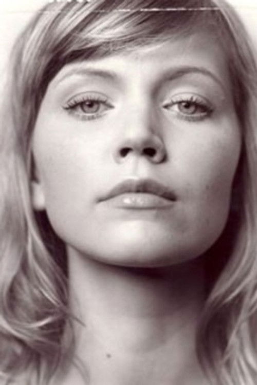 Evelin Kuusik as Diana