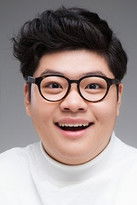 Shin Jun-hang as Jo Jun-seo