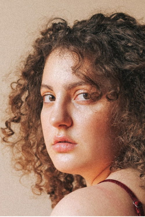 Luiza Jorgi as Sandra