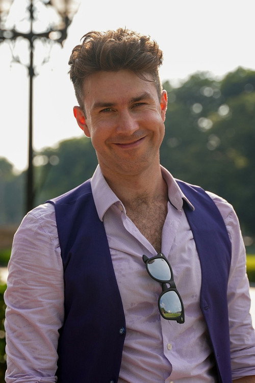 James Atkins as Frankie