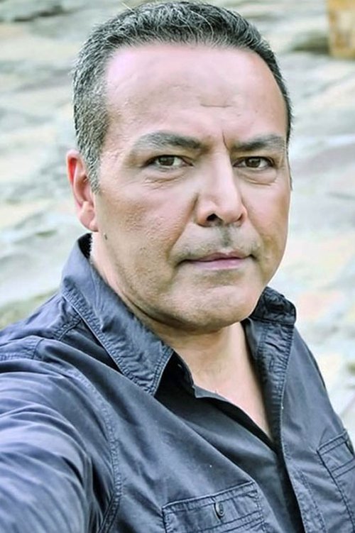 Fariborz Arabnia as Mostafa Chamran