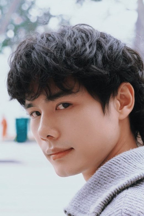 Nguyễn Văn Toàn as Đặng Trần Côn