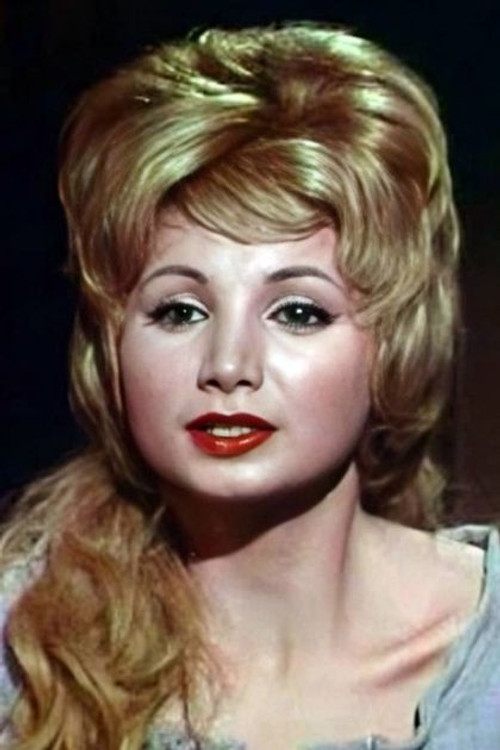 Suzanne Sybele as Derella