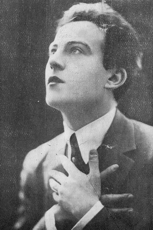 Max de Rieux as Laget