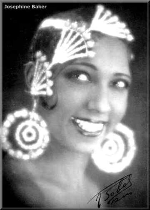 Chasing a Rainbow: The Life of Josephine Baker poster