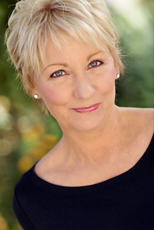 Glenda Radigonda as Officiant