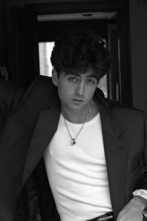 Coco Martínez as Cadete Cody