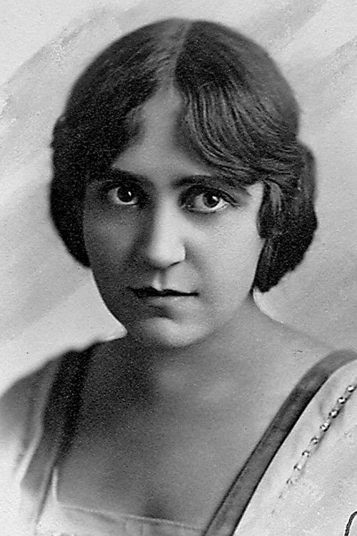 Iva Shepard as Le Grande