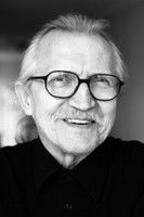 Edward Warzecha as Lieutenant Commander Rawlings