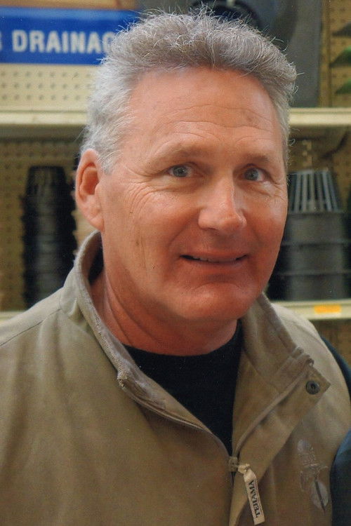 Dean Hallo as Henry Soames