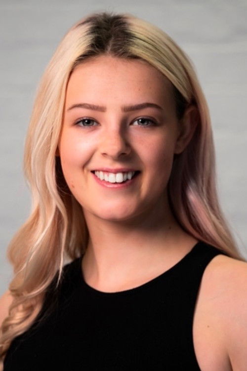 Lola Garlick as Dani