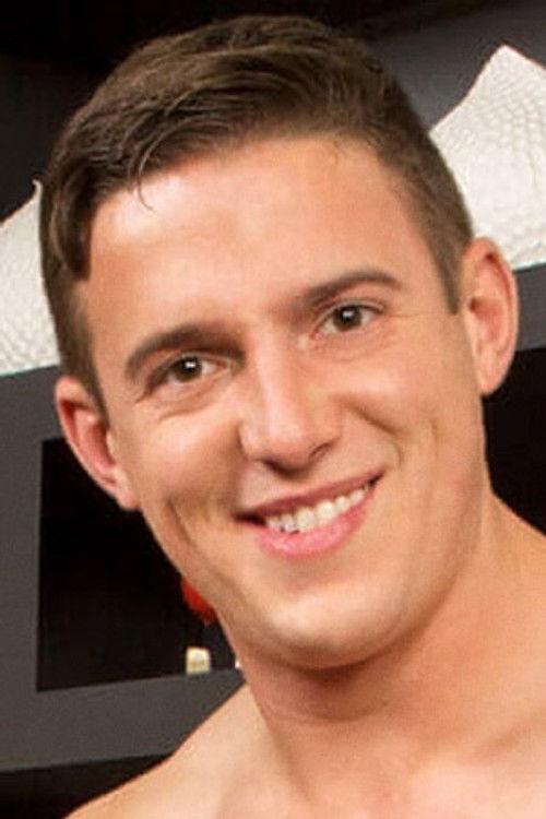 Alexander Motogazzi as 