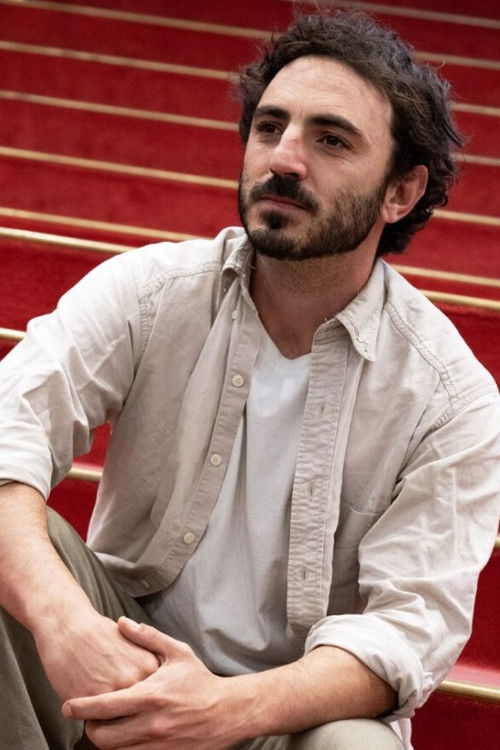 Franco Rilla as Javier