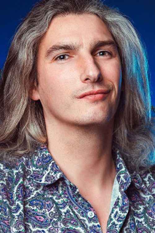 Gilles Stella as Lui-même/Gilles Stello/Le Régisseur Moustachu Farfelu