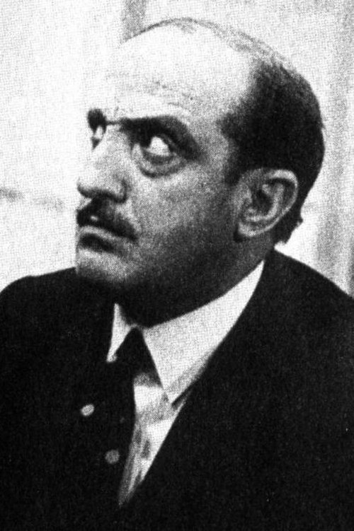 Enrique Serrano as Gervasio Correa