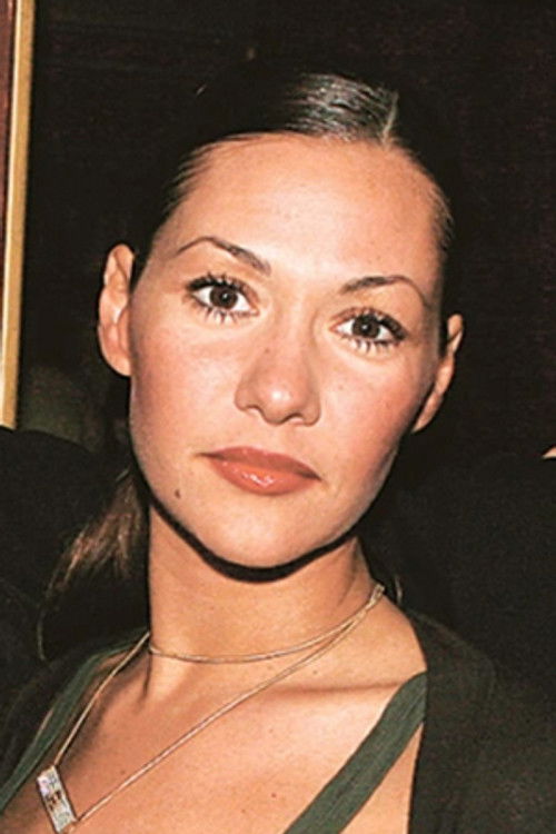 Afroditi Fotakou as Kleopatra