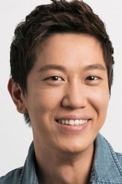 Park Tae-sung as Dong-woo