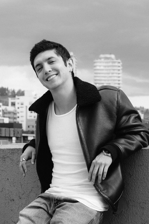 Daniel Calvopiña as Diego