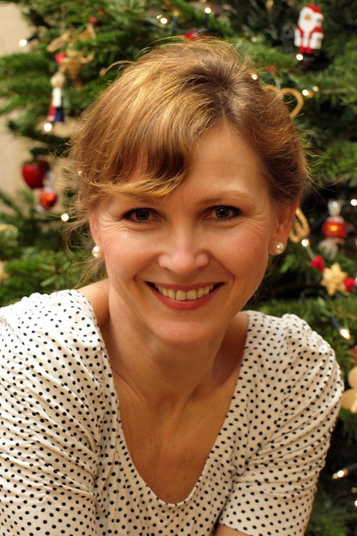 Anna Warchalová as Horska