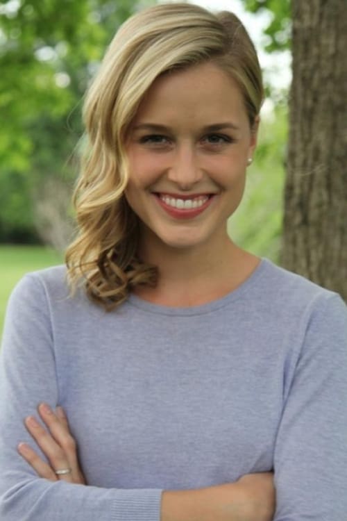 Lily Anne Harrison as Cynthia