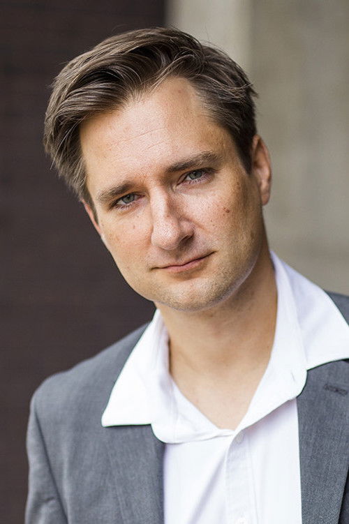 Rob Merritt as Sal Alexandre