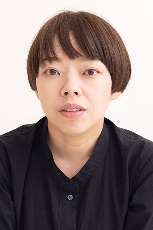 Michi Ohta as Kazuko