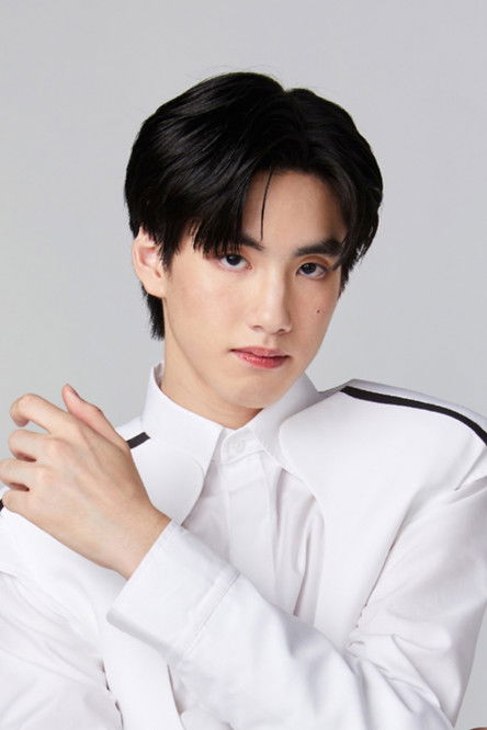 Tatchai Limpanyakul as Trainee