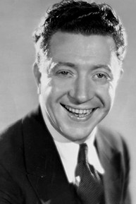 Frank McHugh as Ben, Bartender