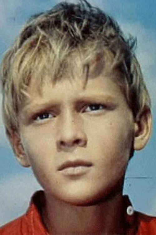 Sergei Ostapenko as Алька Ганин