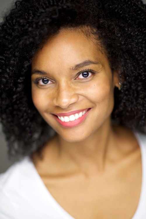 Candice Marie Bennett as Tourist