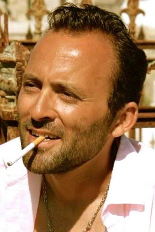 Kader Bouallaga as Sofiane