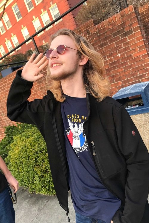 Walter Alexander Wade as Elliot