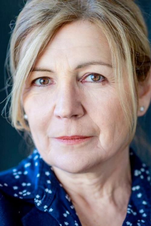 Isalinde Giovangigli as Taxi driver