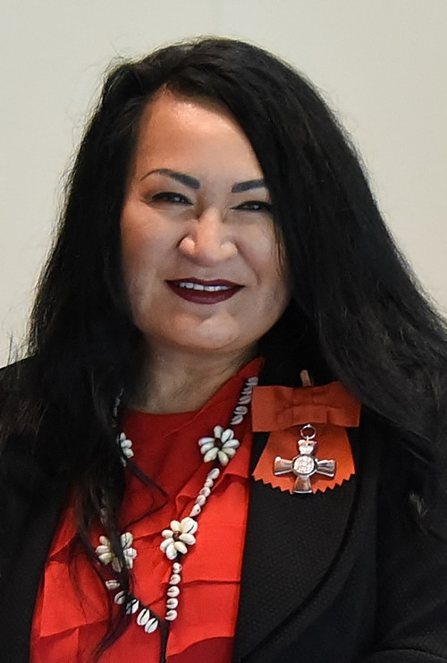 Annie Crummer as Self - Guest Artist