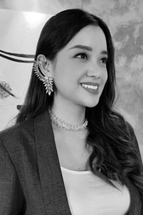 Sandy Ornella as Anya