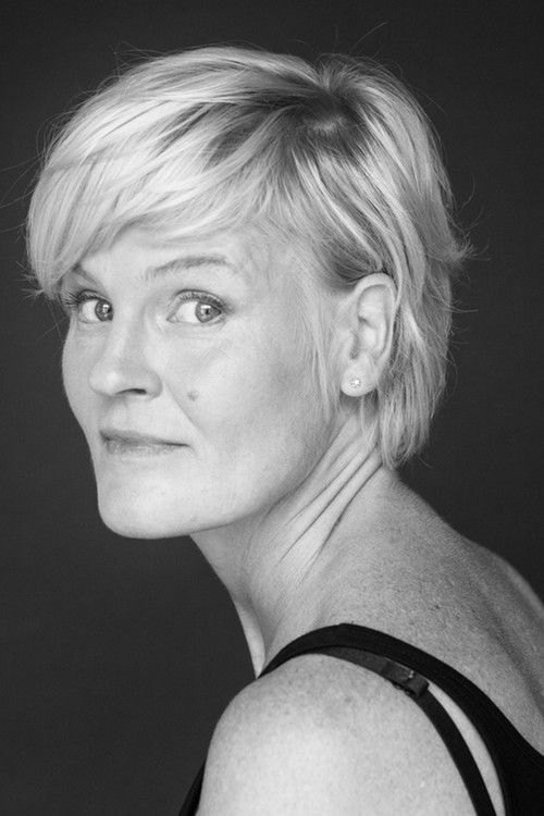 Mona Kortelampi as Eeva