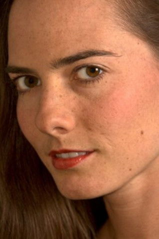 Veronique Deseve as La médecin