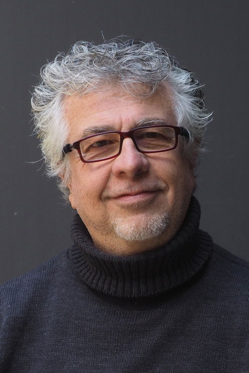 Jorge Stamadianos as Invitado cumpleaños