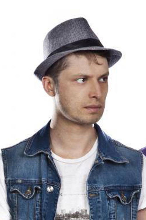 Alfonso Díaz as Poncho Daniels