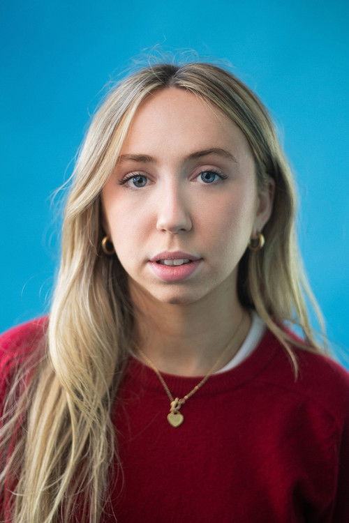 Annabelle Hardy-Stewart as Boss